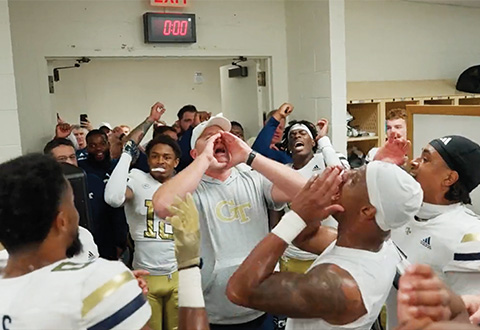 Brent Key Singing the Fight Song